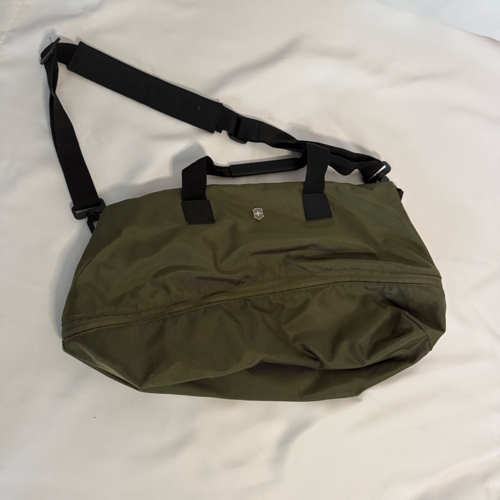 Victorinox Olive Green Expandable Weekend Bag